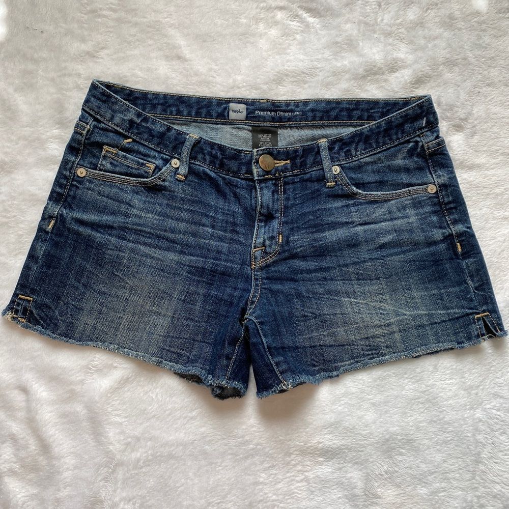 Mossimo womens shorts sz 6 denim raw hem low rise boho side slits